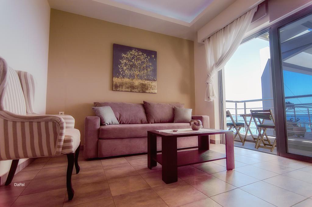 Gonis Suites Paleochora Exterior foto