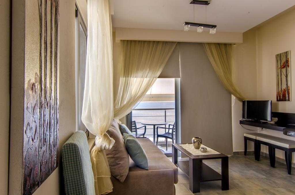 Gonis Suites Paleochora Exterior foto