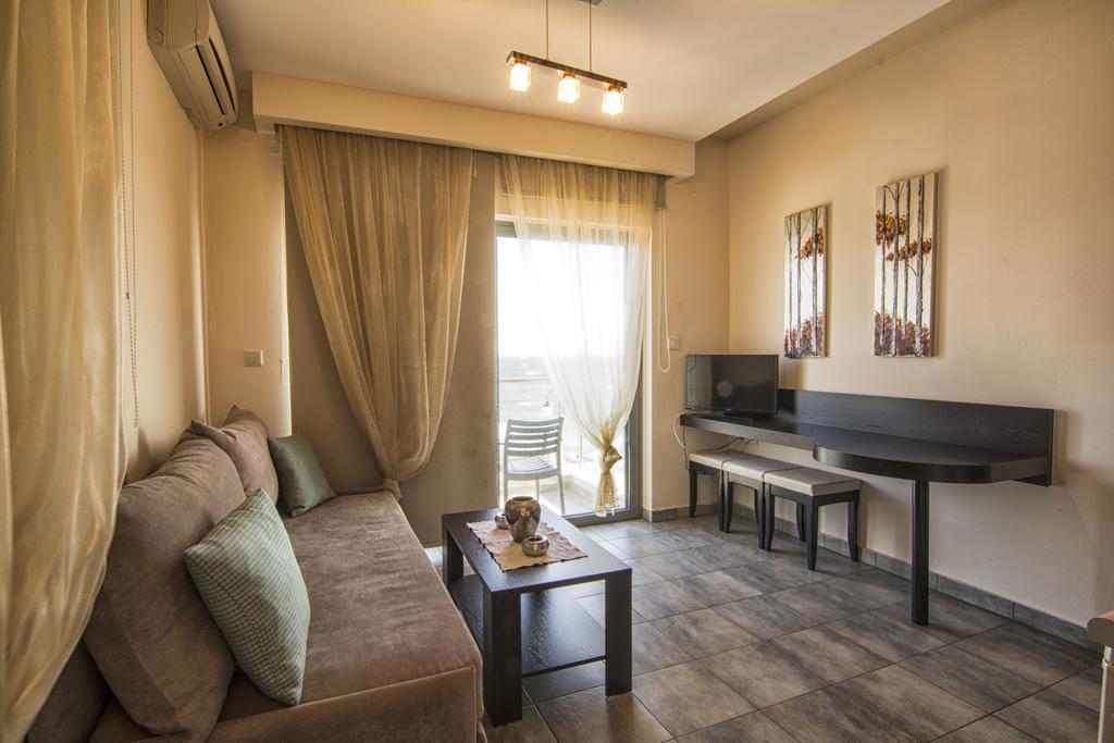 Gonis Suites Paleochora Exterior foto